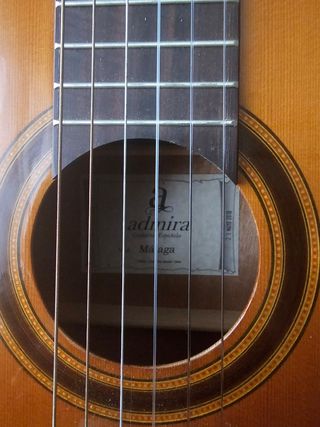 Oferta ahora, Guitarra clásica Admira Málaga