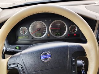 Volvo XC70 2006