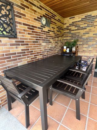 Mesa jardín - 4 sillas madera marrón