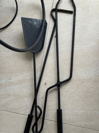 Utensilios chimenea y madera 