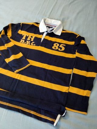 Polo Tommy Hilfiger azul y amarillo