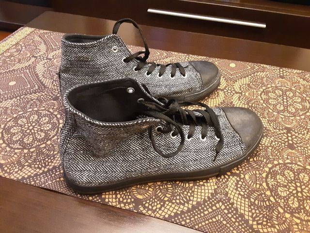 Zapatillas Bota Hombre Blanco-Negro