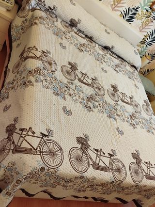 Colcha cama 150cm.