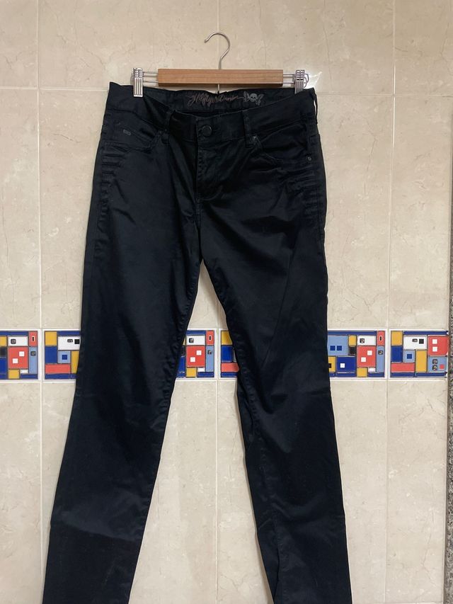 Pantalones Tommy Hilfiger negros, talla 40