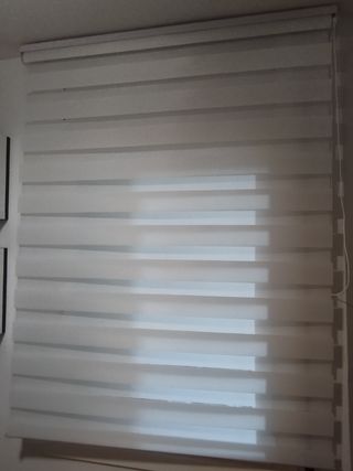 Cortina noche y día blanca