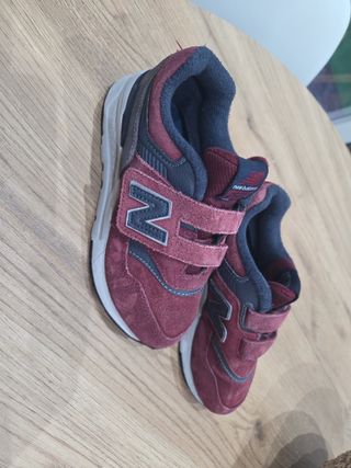 Zapatillas New Balance 997 niño - granates