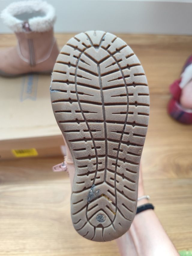 Botines Friboo niña talla 24
