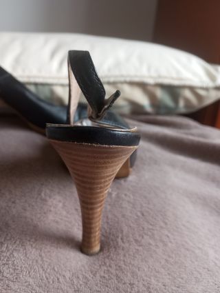 Sandalias tacón Piel Negras Bruno & Paola