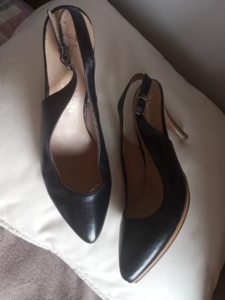 Sandalias tacón Piel Negras Bruno & Paola