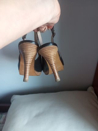 Sandalias tacón Piel Negras Bruno & Paola