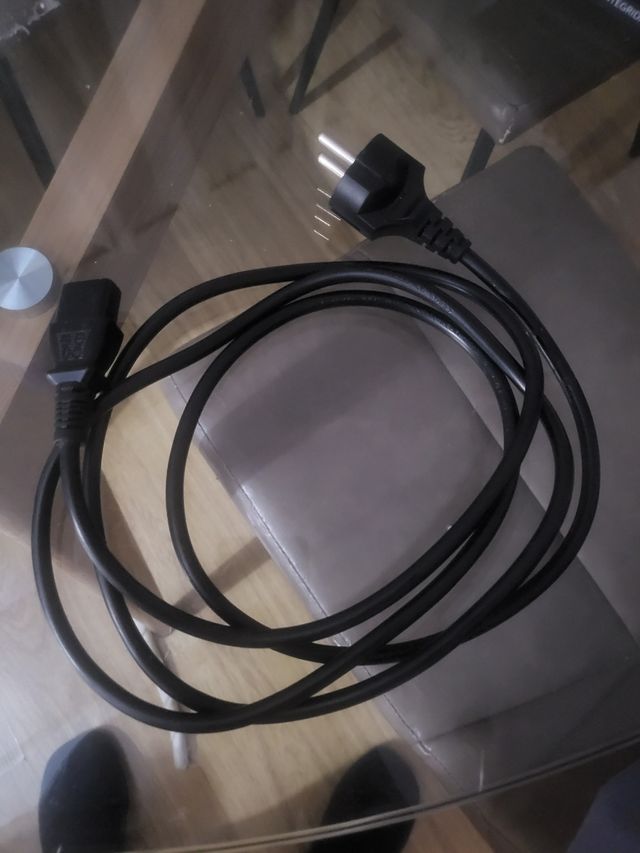 Cable PC - Enchufe europeo