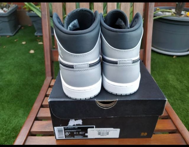 Zapatillas Jordan 1 Mid Gris - 42 EU