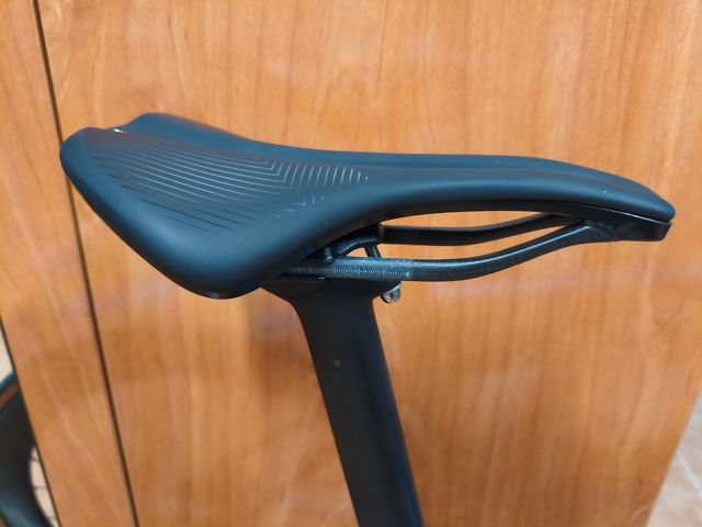 Sela de bicicleta Nuance SLT Road