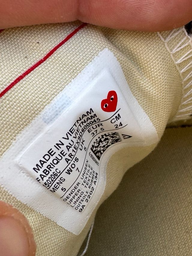 Zapatillas Converse x Play Heart