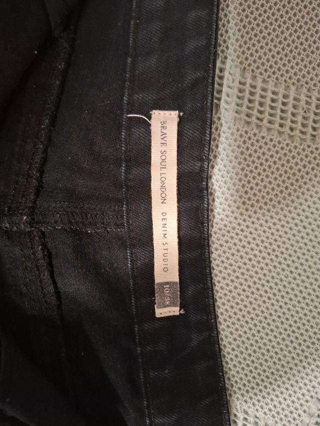 Shorts Brave Soul negros