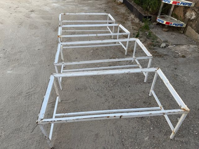 4 Estructuras Metálicas para Mesa