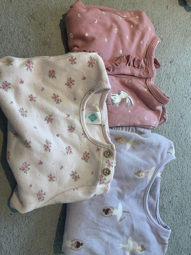 Lote 3 pijamas bebé niña