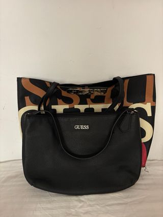 Bolso Guess con bolsito pequeño