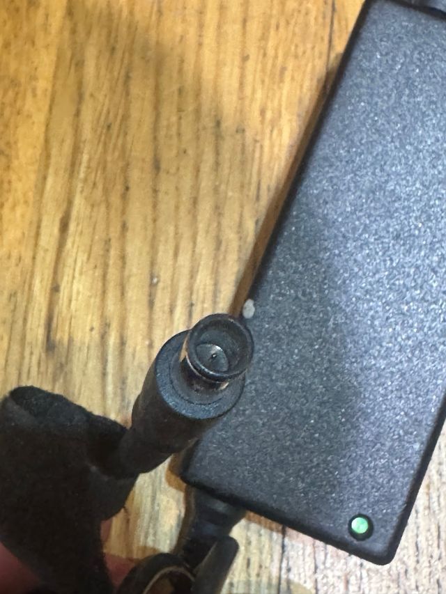 Cargador Dell portátil