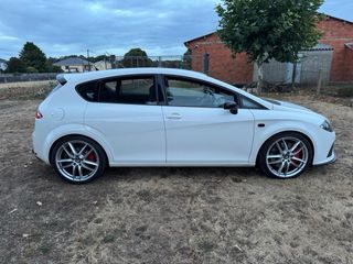 SEAT Leon cupra 