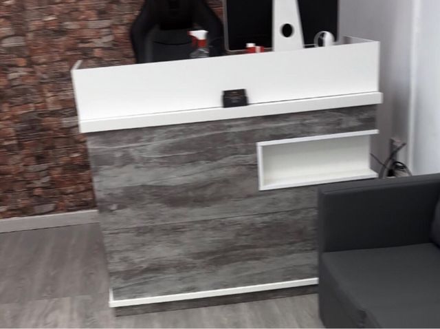 Mostrador recepción - Peluquería