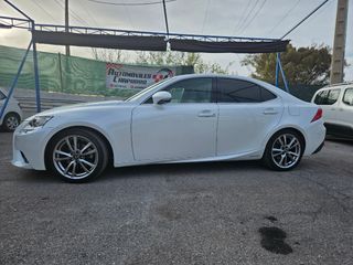 Lexus UX 300e 2014