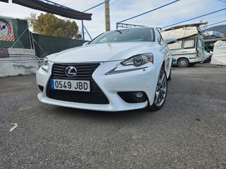 Lexus UX 300e 2014