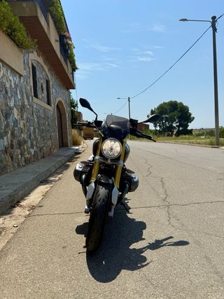 BMW R nineT - Moto Cafe Racer