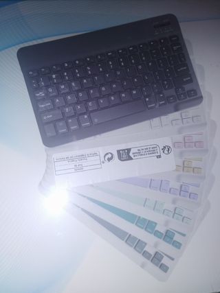 Teclado Bluetooth Recargable