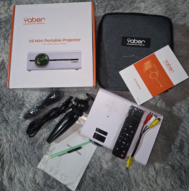 Proyector Yaber V5 Mini Portátil