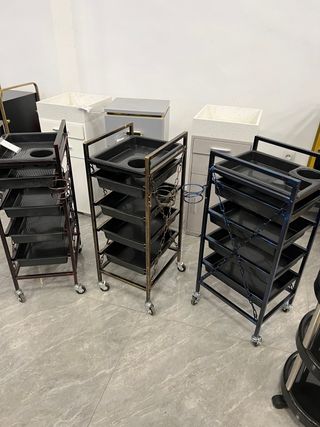 Carritos de peluquería y Barberi vintage