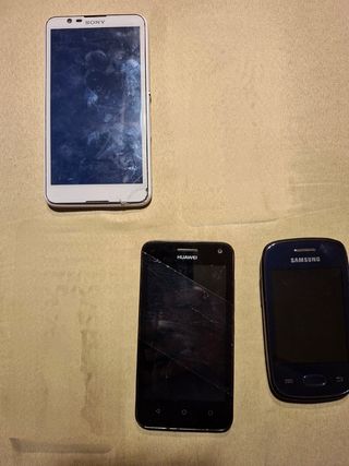 3 Smartphones - Huawei, Samsung, Sony