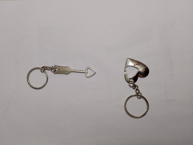 Llavero pareja corazones