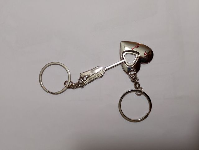 Llavero pareja corazones