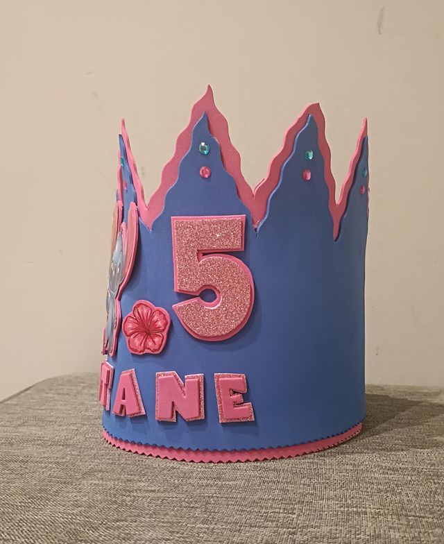 Corona Stitch cumpleaños 5 años