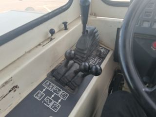 Barredora Tennant 6550 industrial