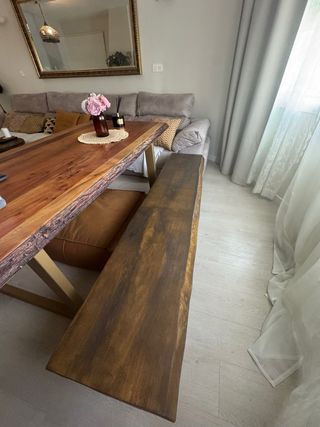 Banco rústico de madera y acero