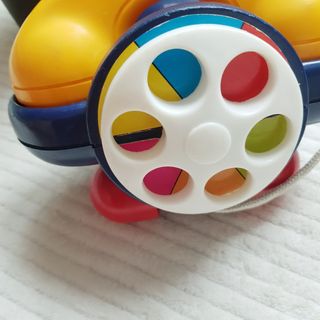 Juguete teléfono avión colores sonoro Dodotis