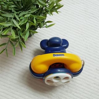 Juguete teléfono avión colores sonoro Dodotis