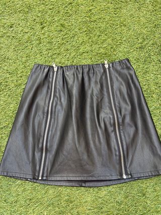 Falda negra cuero | Talla única