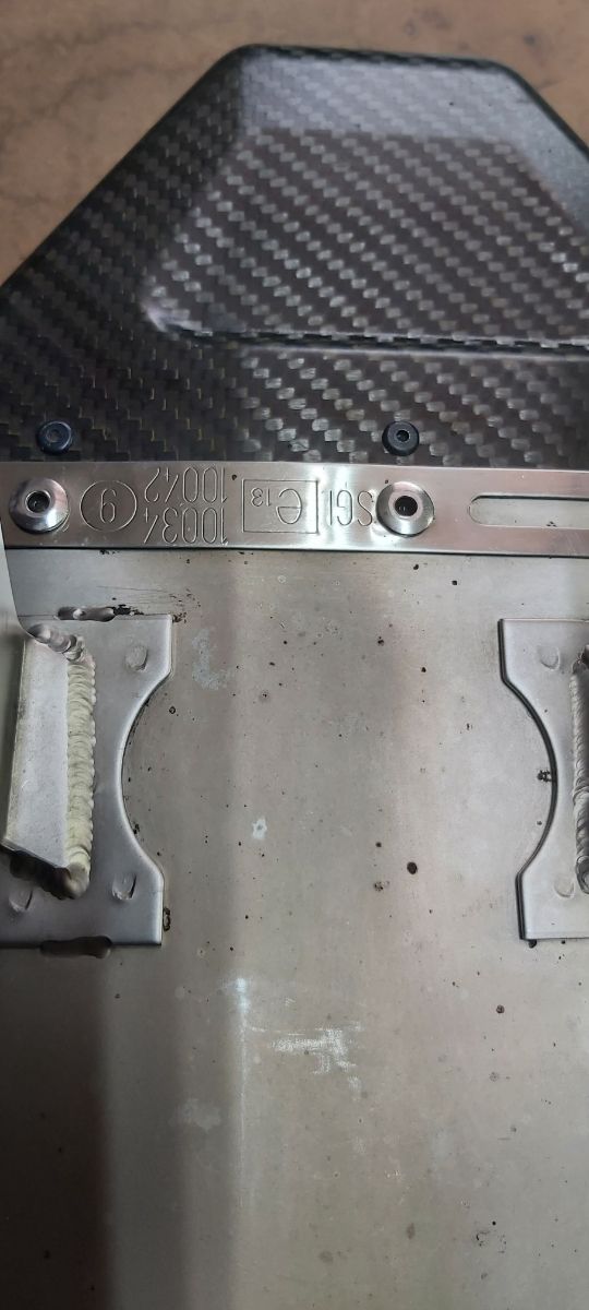 LeoVince Kawasaki Versys 650 y ER-6.