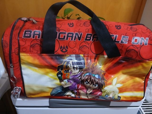 Mochila Bakugan Battle On