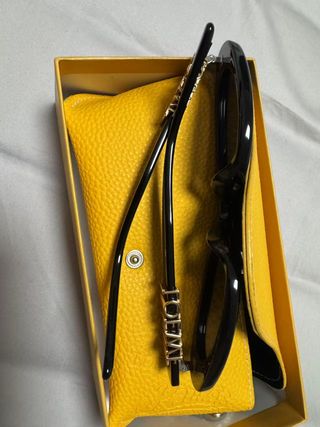 Preciosas gafas de sol Loewe
