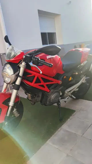 Ducati Monster 696 para carnet A2