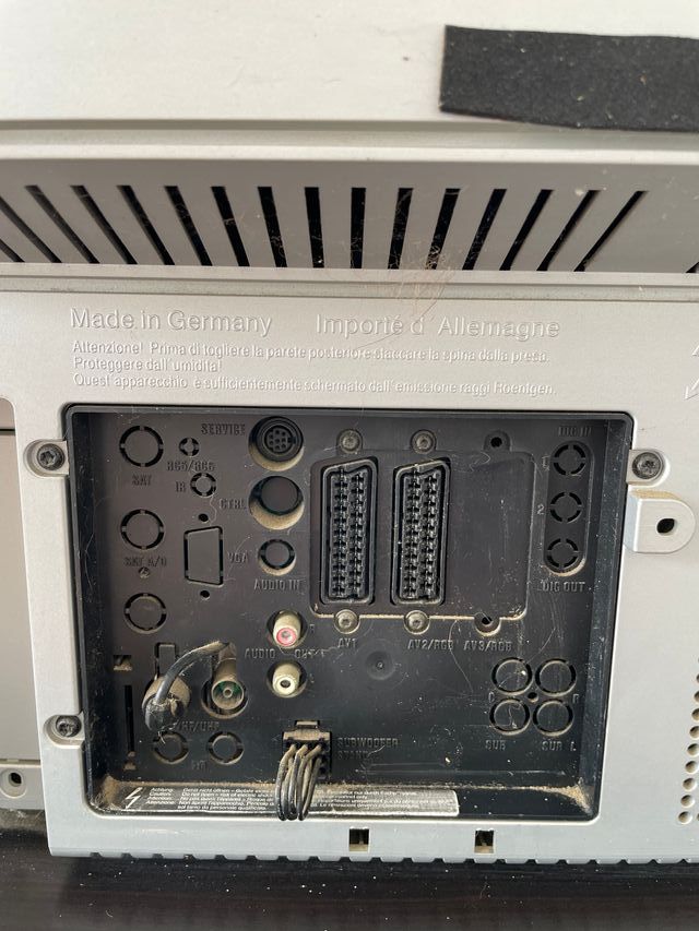 TV LOEWE Vitros 6370 ZW Gris Plata