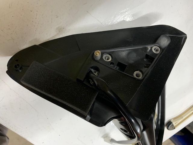 Retrovisor Mazda 323F BA derecho NUEVO