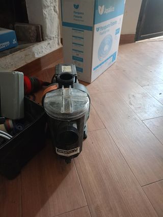 Bomba AstralPool depuradora usada