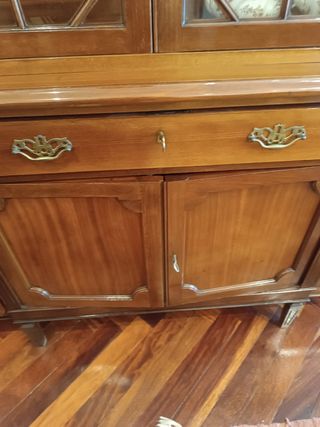 Vitrina aparador años 60. Madera y cristal