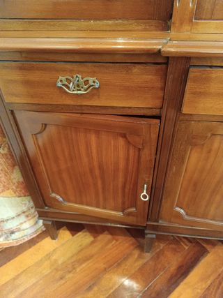 Vitrina aparador años 60. Madera y cristal
