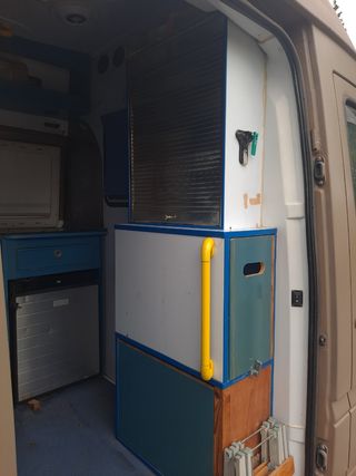 Mercedes-Benz Sprinter 2004